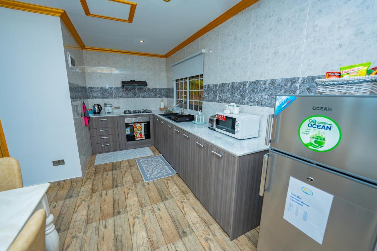 Paradise Breeze Apartment Misere Exterior photo