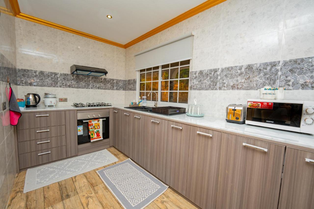 Paradise Breeze Apartment Misere Exterior photo